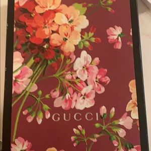 Gucci Bloom authentic pouch